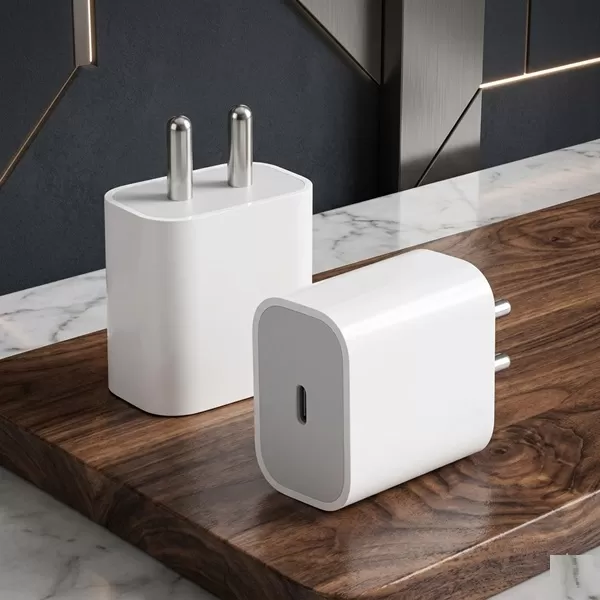 20W USB-C fast charger adapter